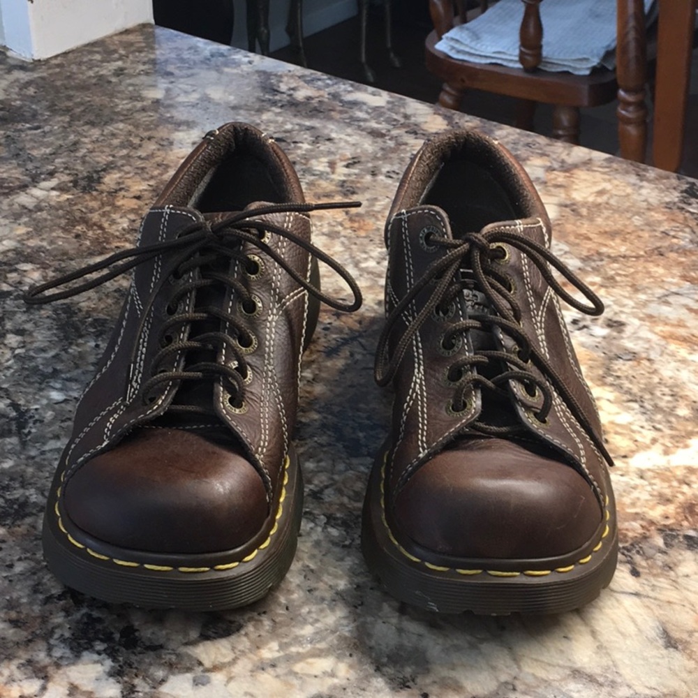 Dr. Martens 12283 Floral 6-eye US 9 Oxfords